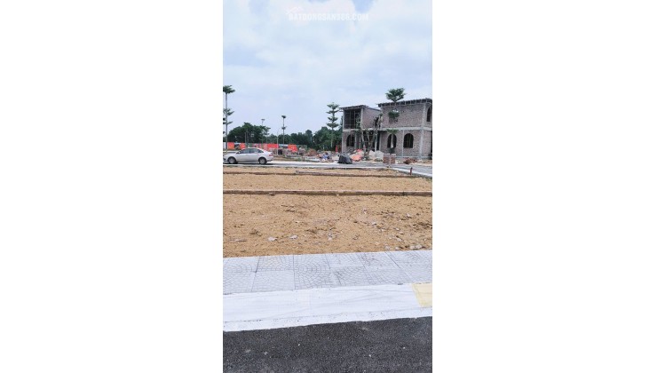 Bán đất nền Cổ Đông, Sơn Tây, 100m2, mặt tiền 8m, giá 2 tỷ, sổ đỏ chính chủ, LH: 0981042628